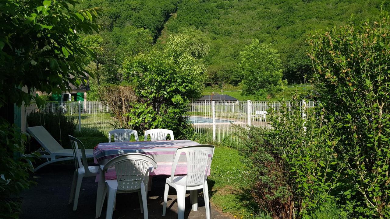 Village 17 Gites, Piscine, Restaurant , 2 Gites Avec Spa, 3Km De Conques Buitenkant foto