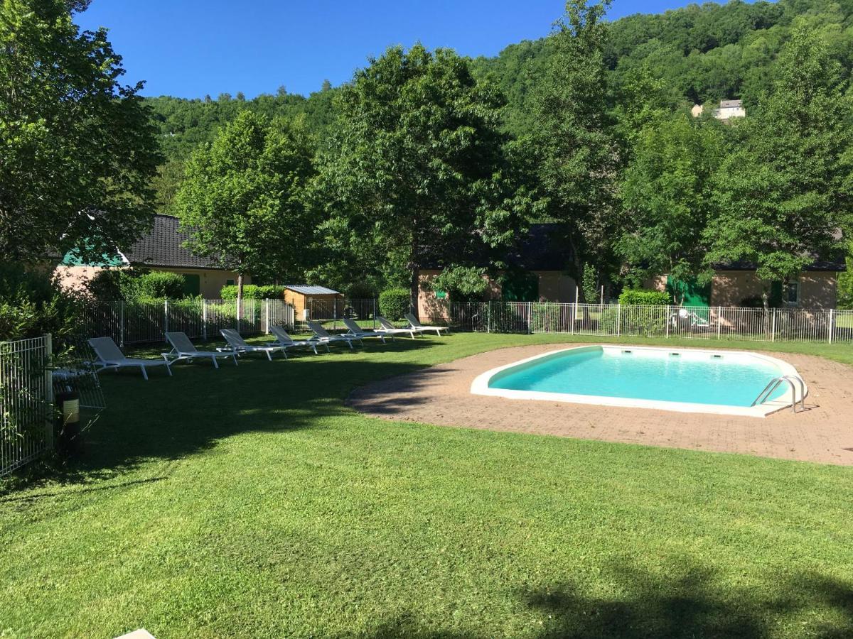 Village 17 Gites, Piscine, Restaurant , 2 Gites Avec Spa, 3Km De Conques Buitenkant foto